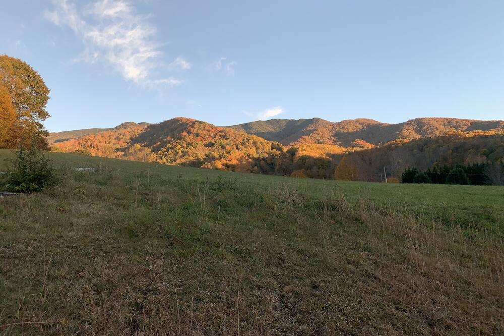 Photo of Outdoor in Bakersville