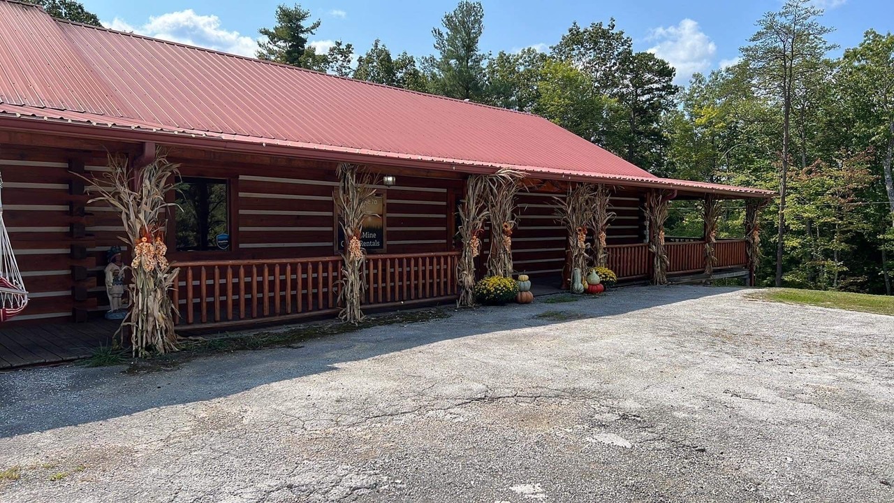 Photo of Outdoor in Pine Ridge