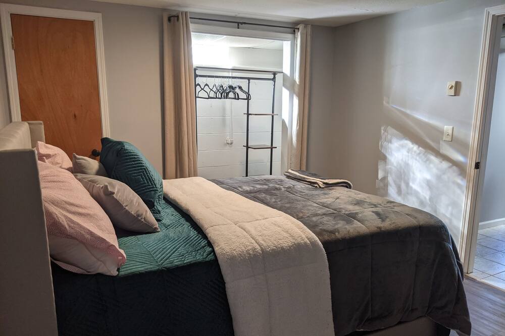 Photo of Bedroom in Independence