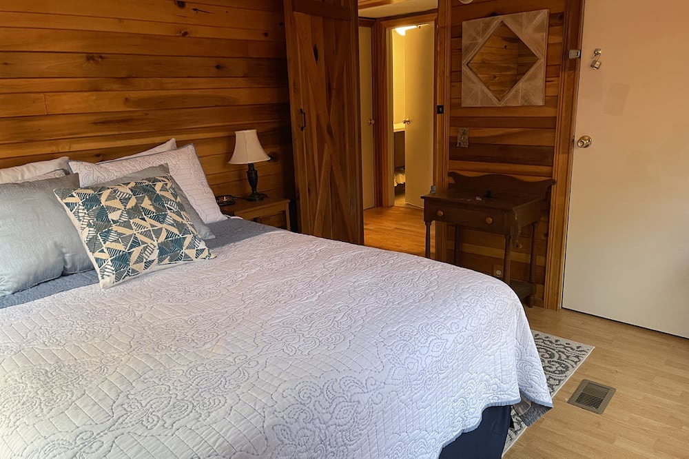 Photo of Bedroom in Means