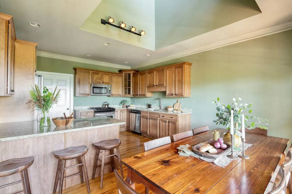 Photo of Kitchen in Swannanoa