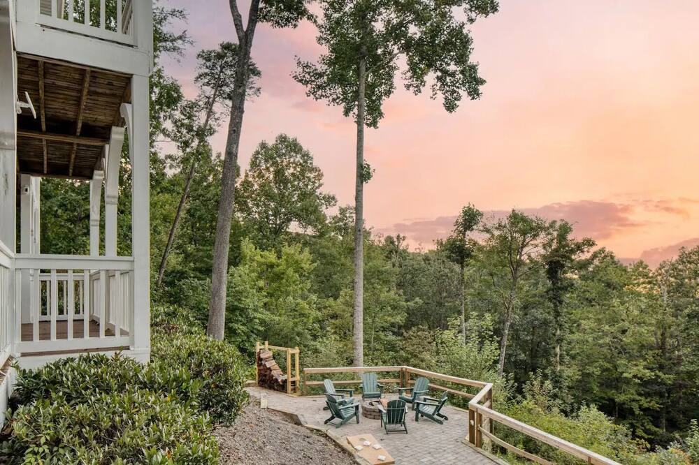 Photo of Outdoor in Swannanoa