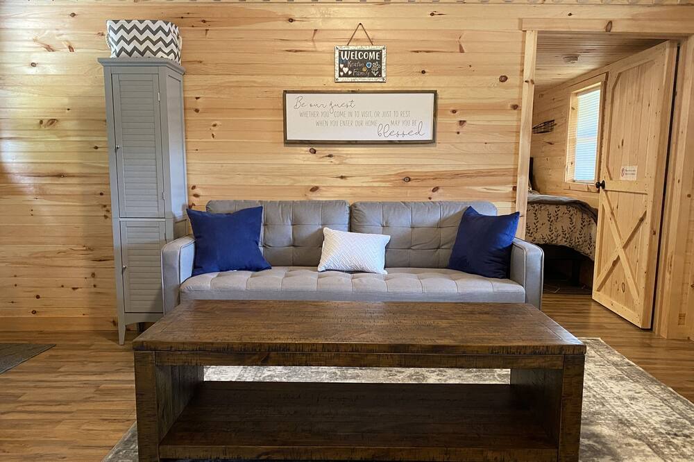 Photo of Livingroom in Corinth