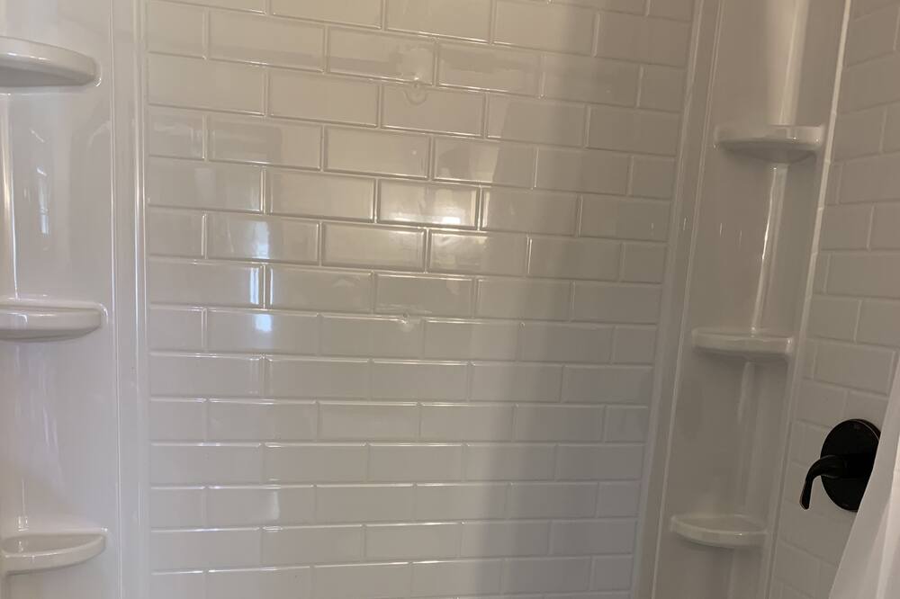 Photo of Bathroom in Dry Ridge