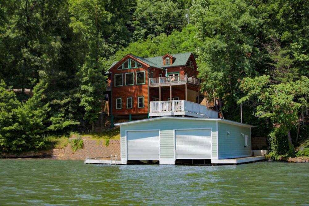 Photo of Others in Lake Lure