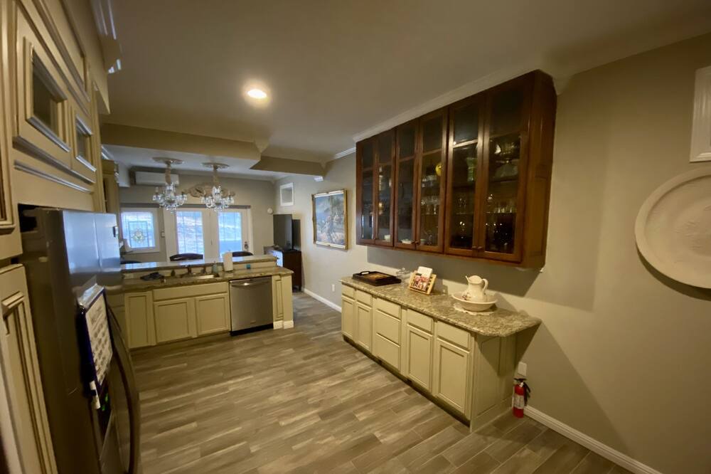 Photo of Kitchen in Bakersville