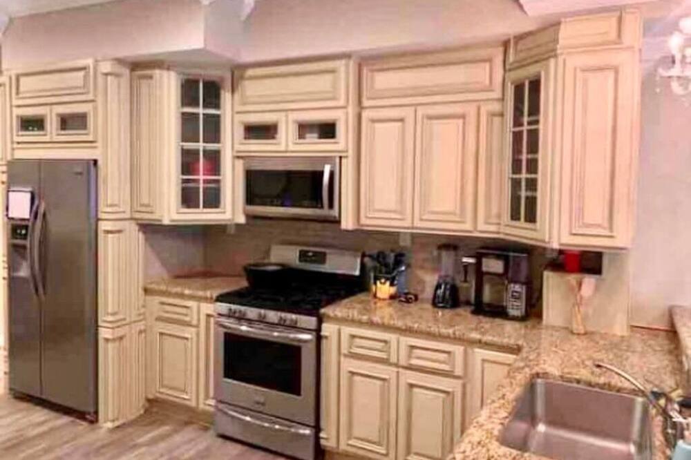 Photo of Kitchen in Bakersville