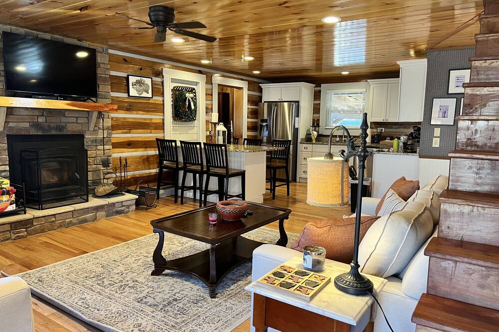 Photo of Livingroom in Irvine