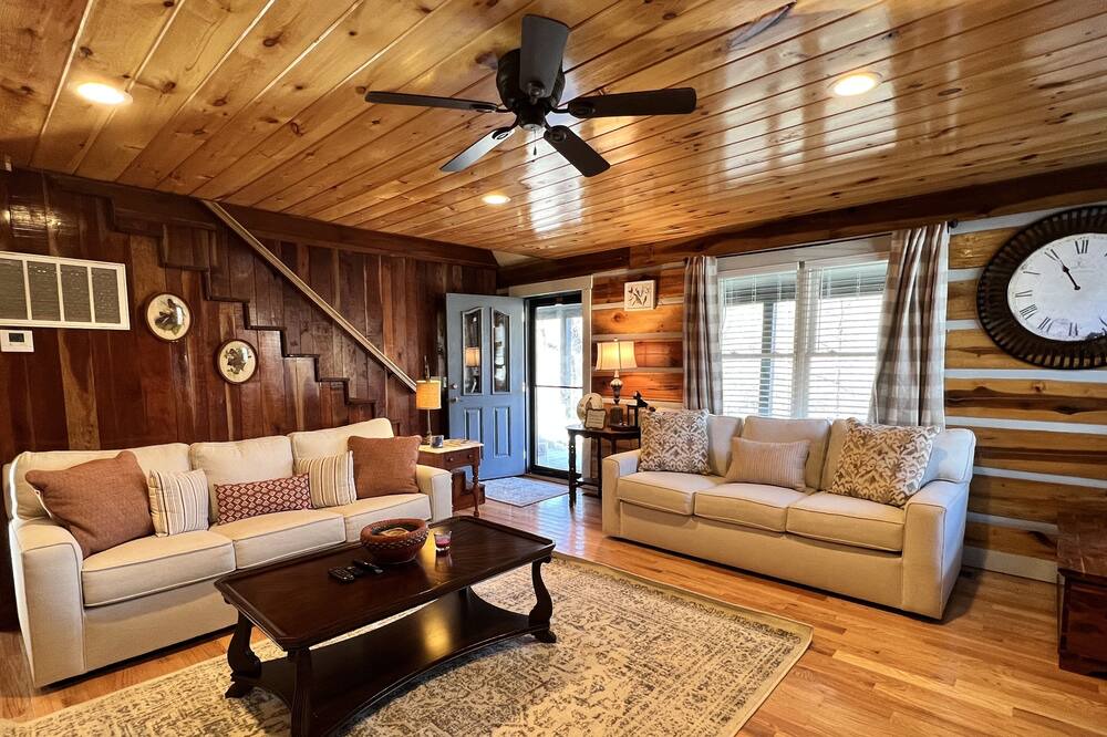 Photo of Livingroom in Irvine