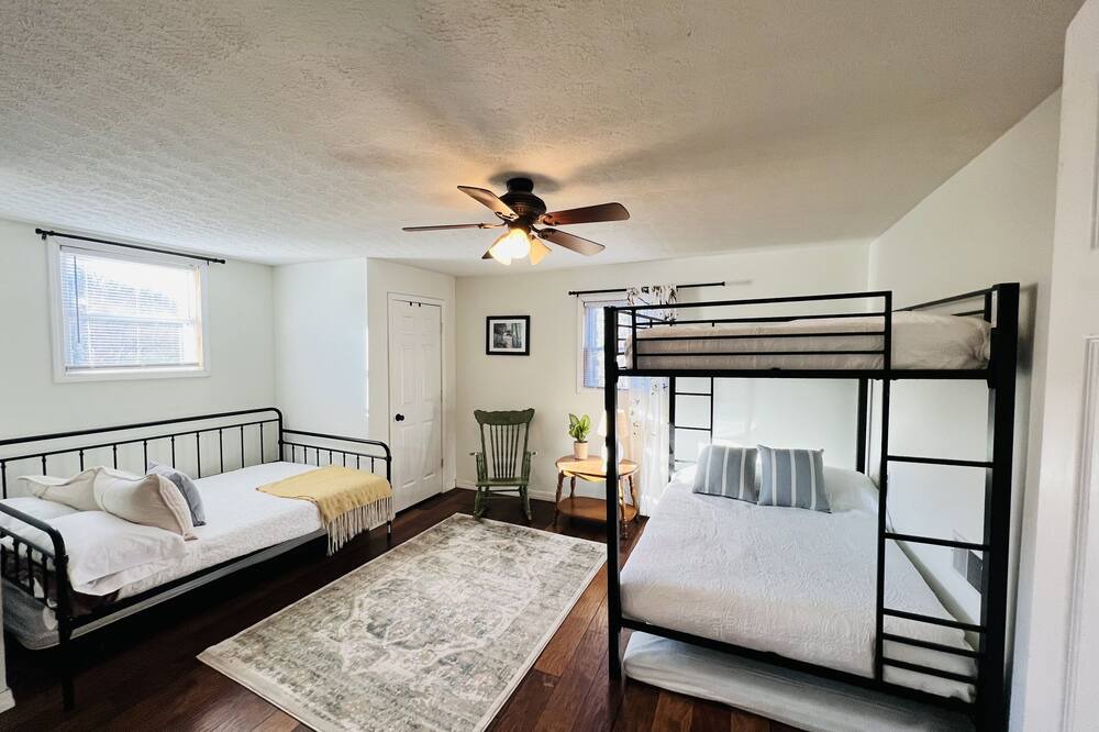 Photo of Bedroom in Irvine