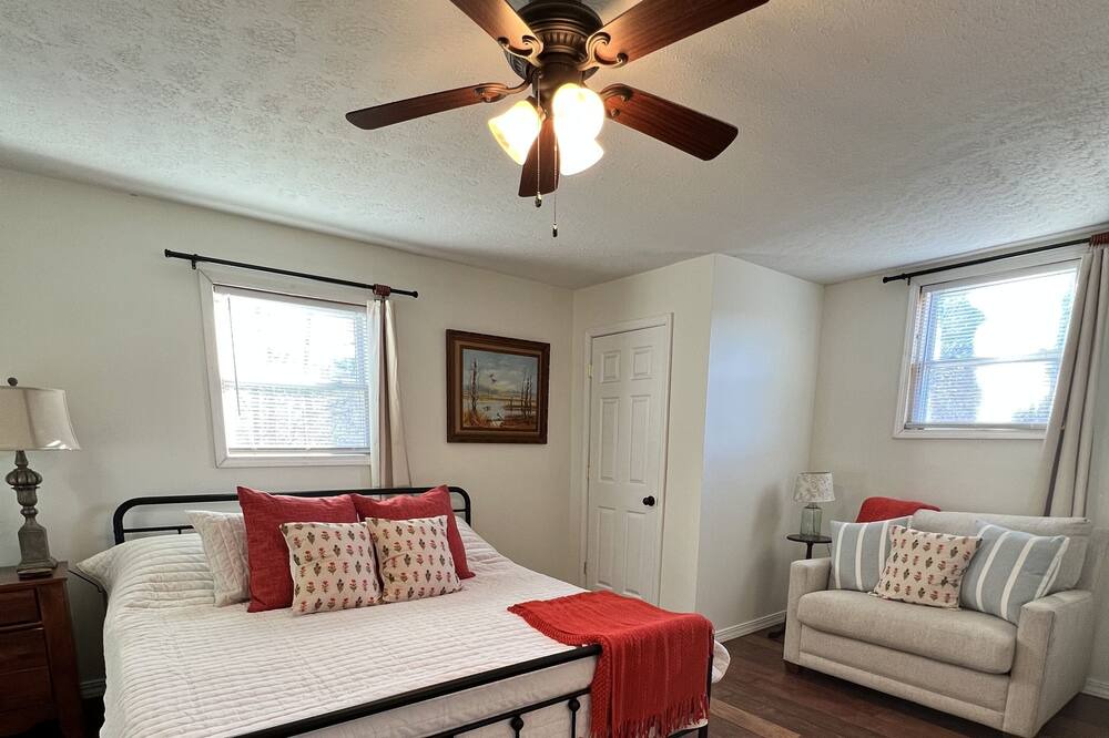 Photo of Bedroom in Irvine