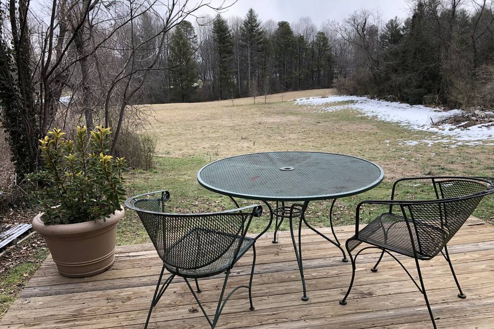 Photo of Patio Balcony in Hendersonville
