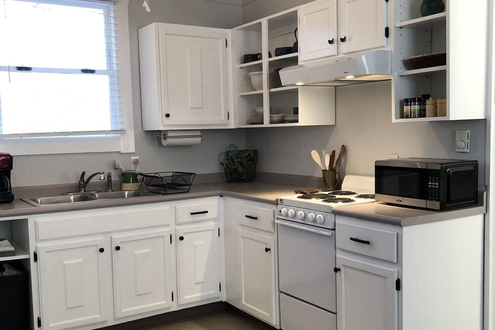 Photo of Kitchen in Hendersonville