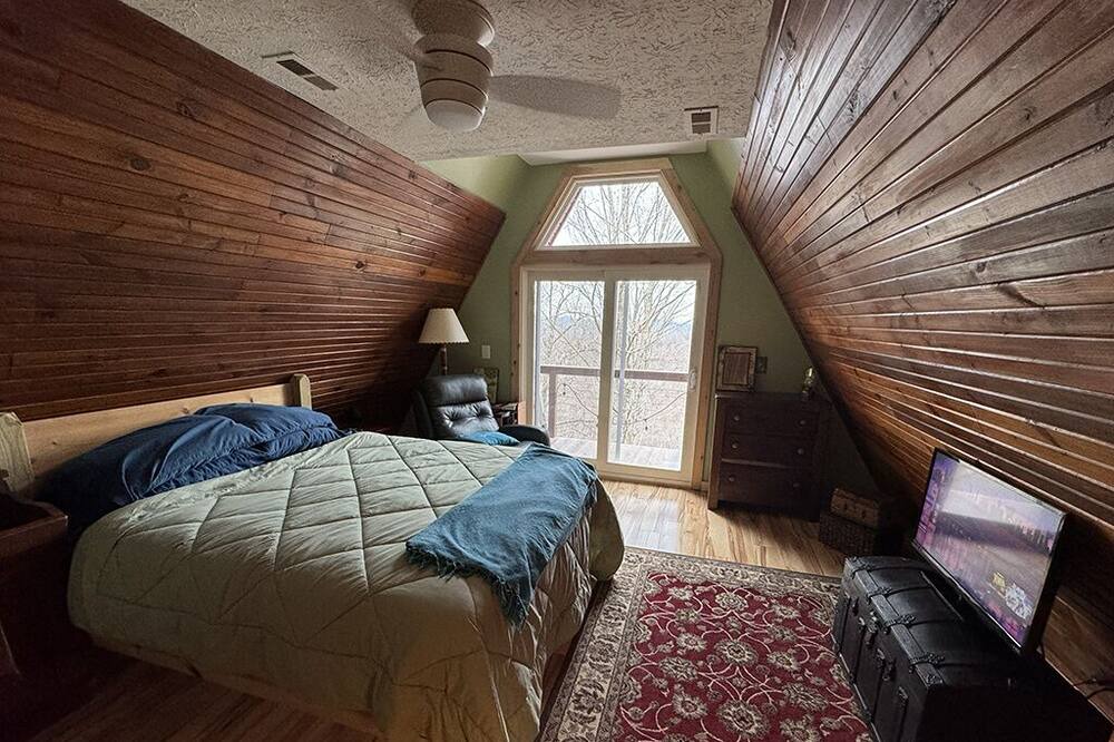 Photo of Bedroom in Stanton
