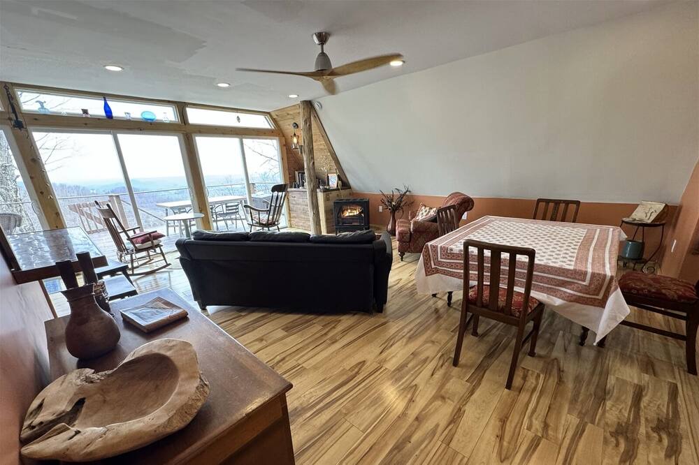 Photo of Bedroom in Stanton