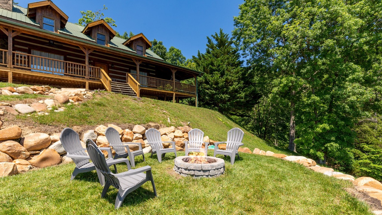 Photo of Outdoor in Baneberry