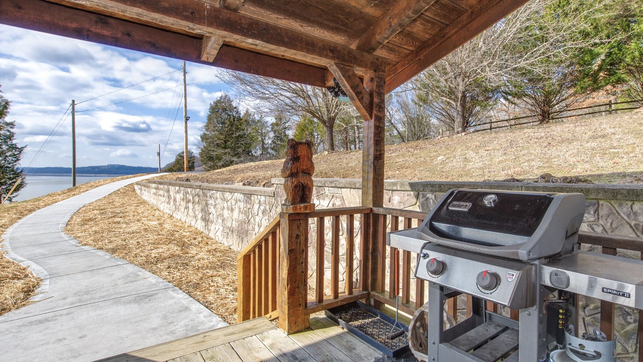 Photo of Outdoor in Baneberry