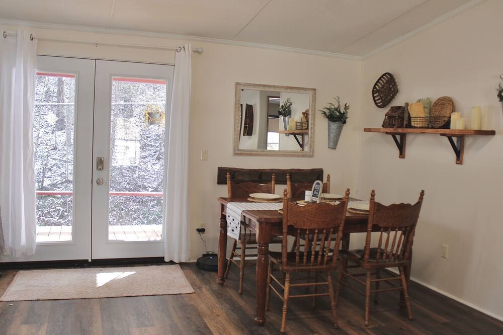 Photo of Kitchen in Pittman Center