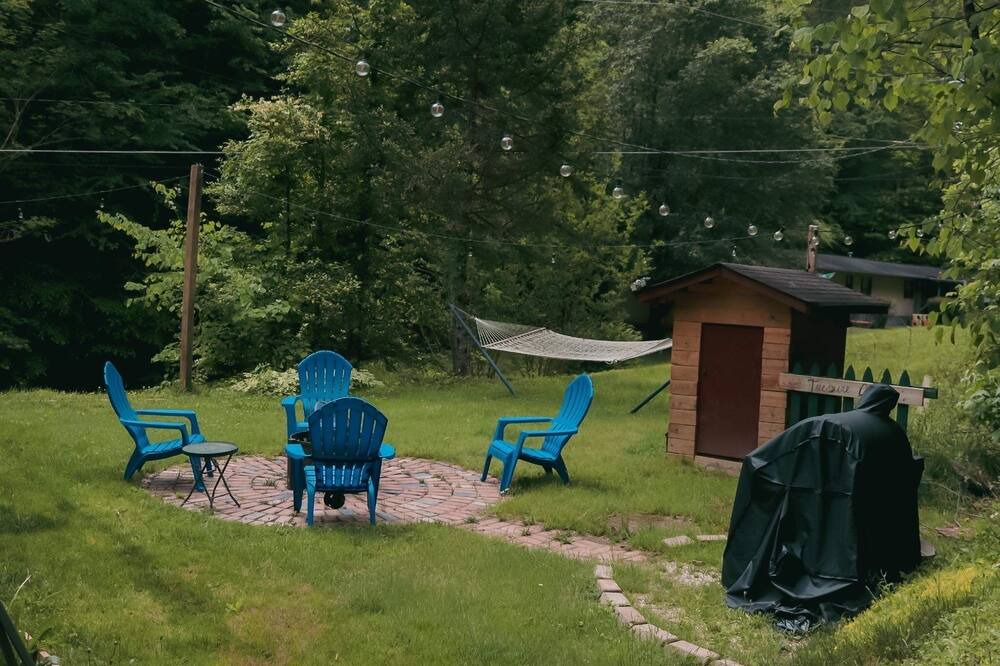 Photo of Outdoor in Pittman Center