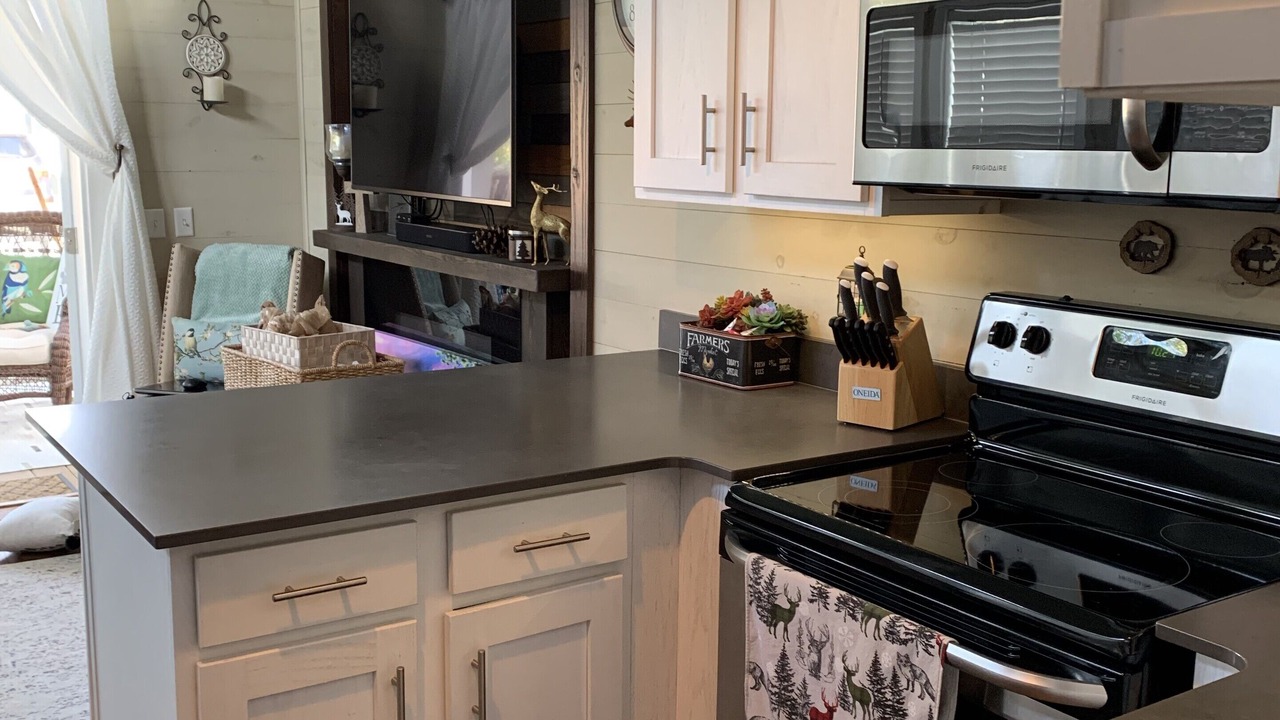 Photo of Kitchen in Flat Rock