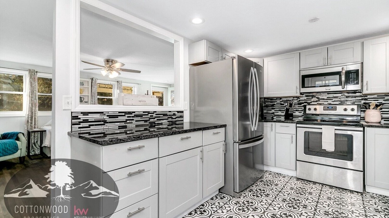Photo of Kitchen in Swannanoa