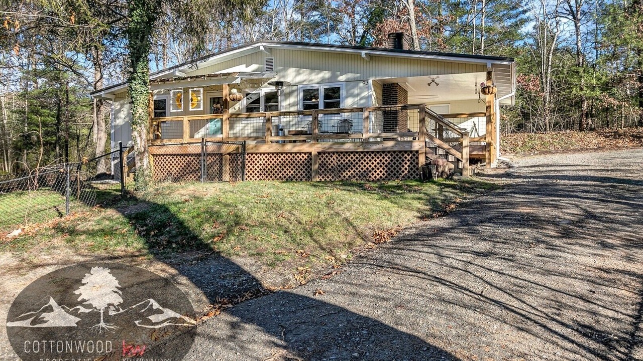 Photo of Outdoor in Swannanoa