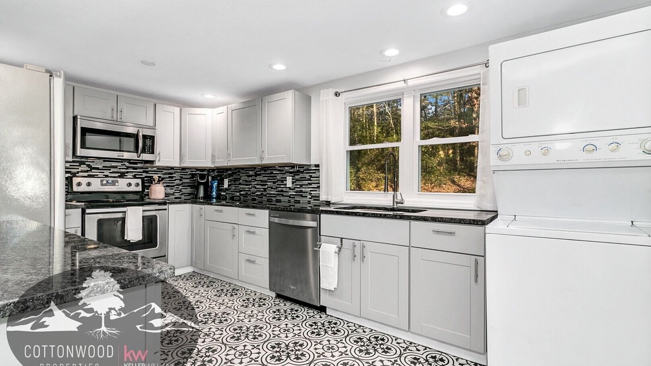 Photo of Kitchen in Swannanoa