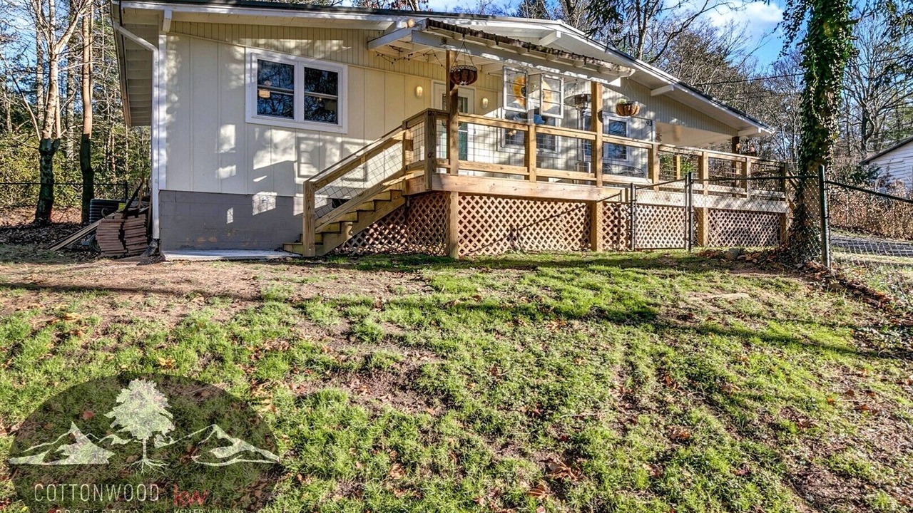 Photo of Outdoor in Swannanoa