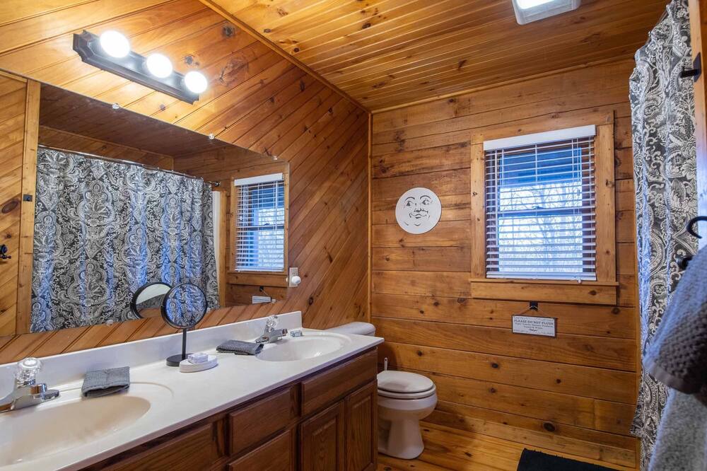 Photo of Bathroom in Burnsville