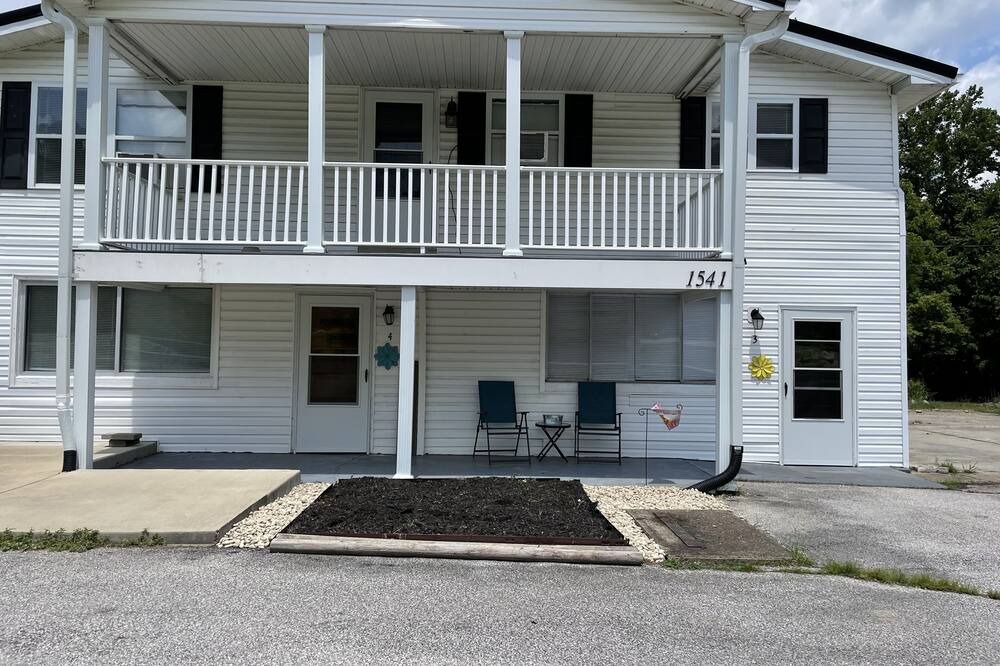 Photo of Outdoor in Maysville
