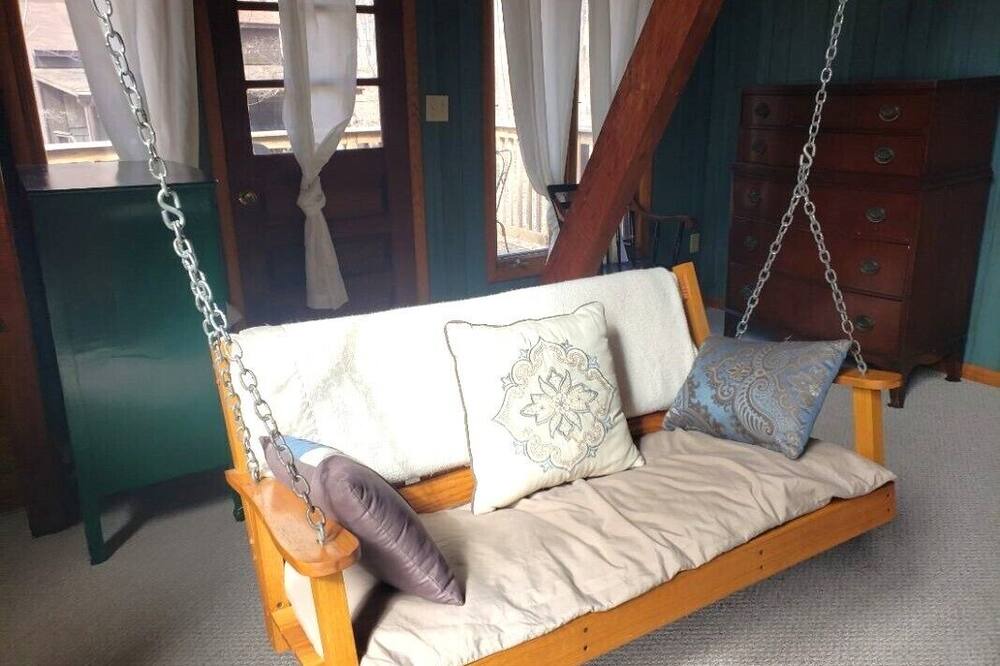 Photo of Livingroom in Berkeley Springs