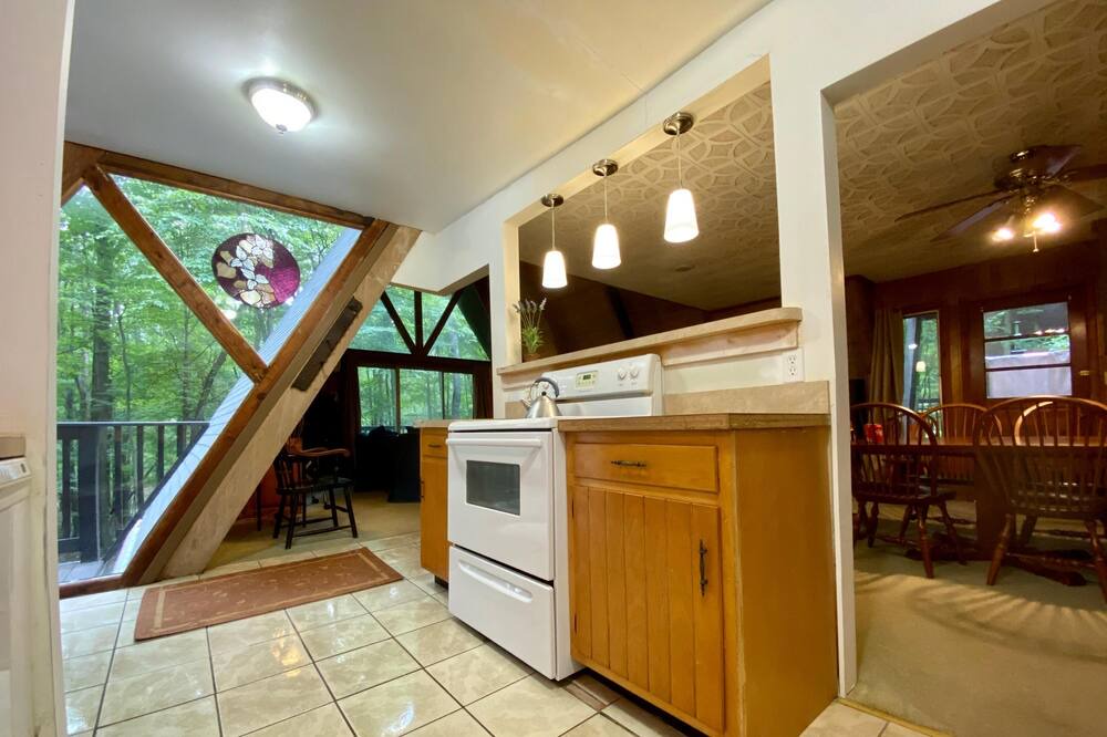 Photo of Bedroom in Berkeley Springs