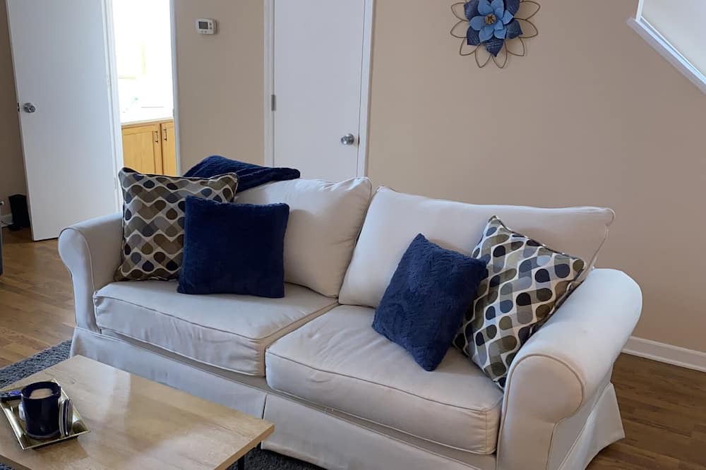 Photo of Livingroom in Kingsport