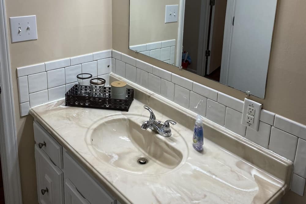 Photo of Bathroom in Kingsport
