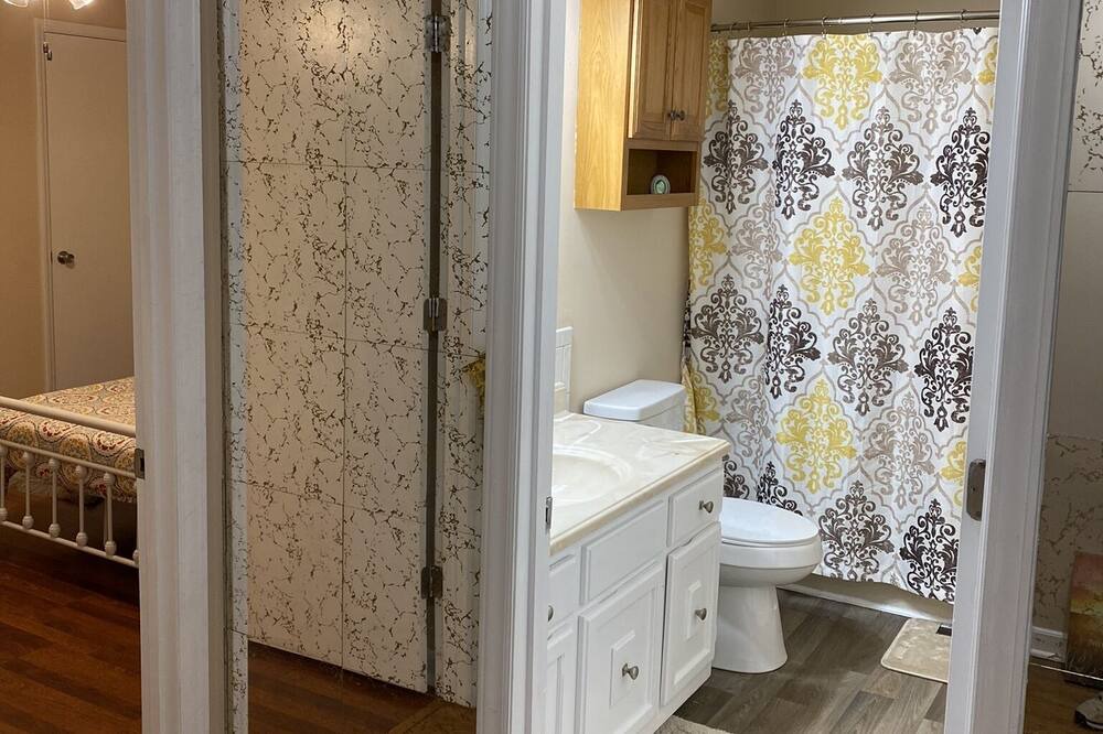 Photo of Bedroom in Kingsport