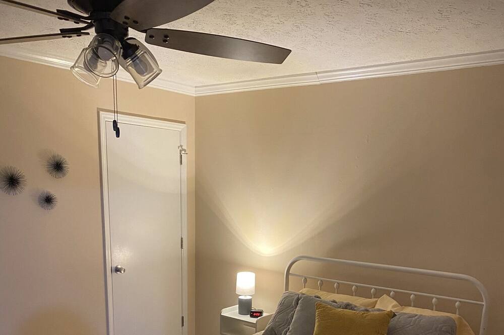 Photo of Bedroom in Kingsport