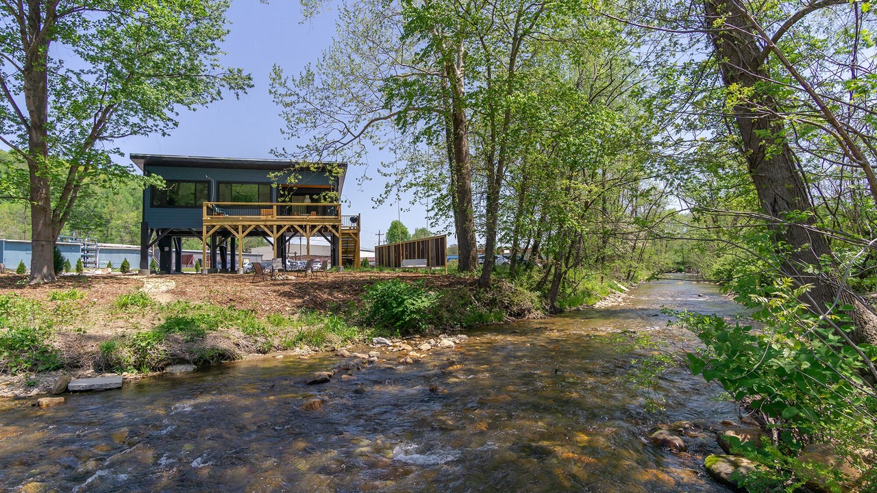 Photo of Outdoor in Old Fort