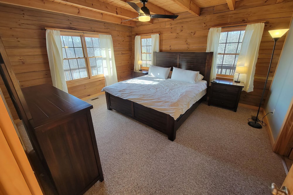 Photo of Bedroom in Green Mountain