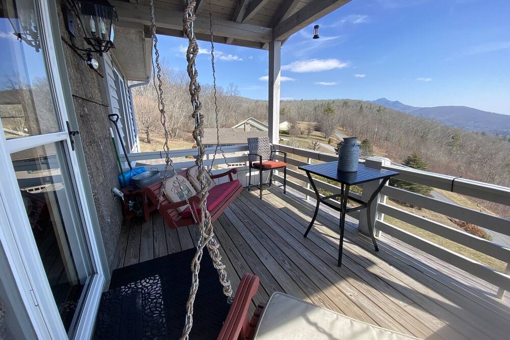 Photo of Patio Balcony in Newland