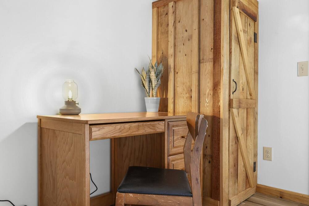 Photo of Bedroom in Newland