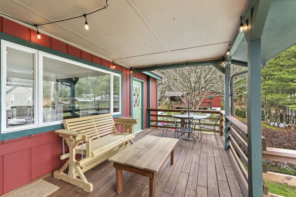 Photo of Patio Balcony in Newland