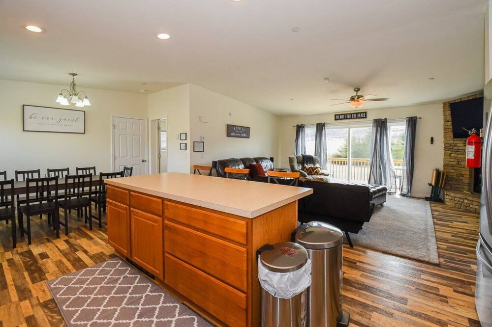 Photo of Bedroom in McHenry