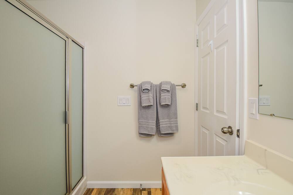 Photo of Bathroom in McHenry