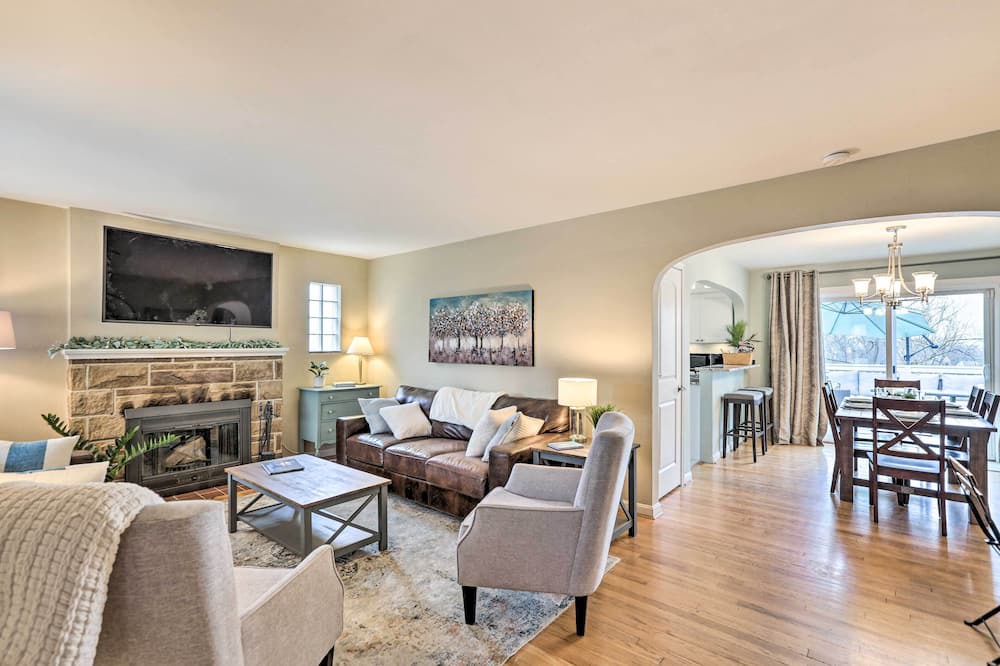 Photo of Livingroom in Anderson Township