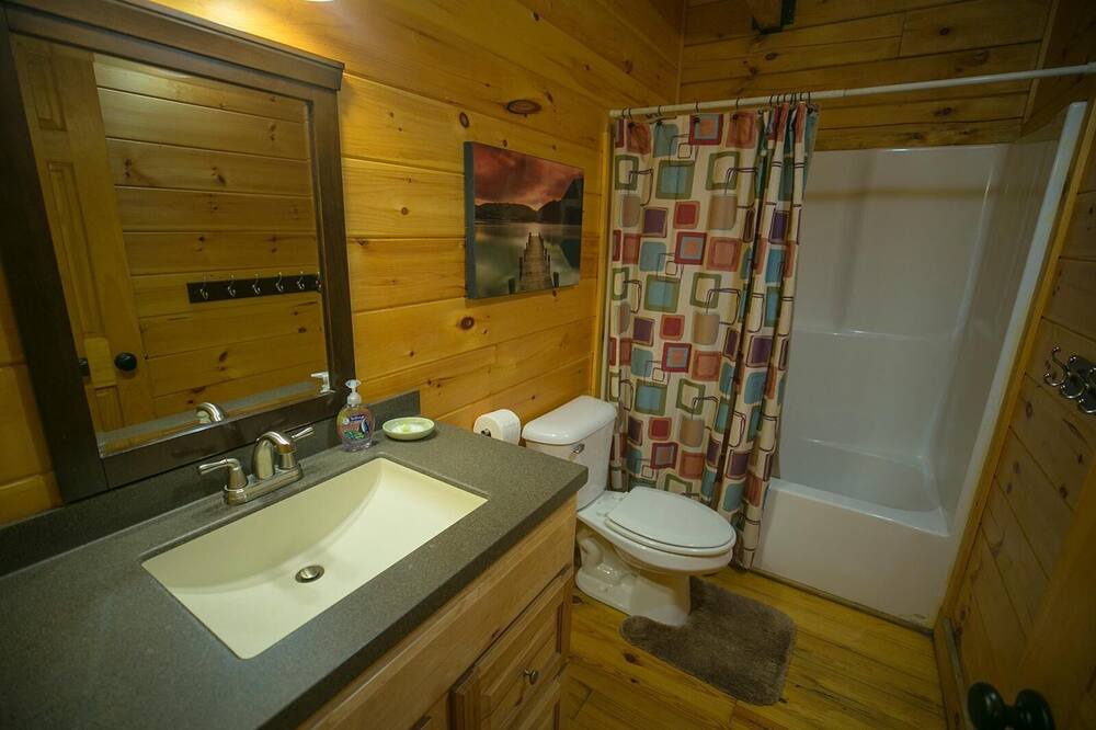 Photo of Bathroom in Stanton