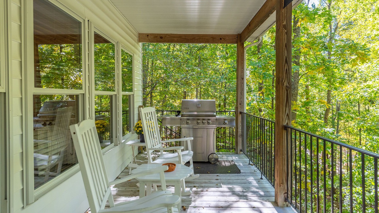 Photo of Outdoor in Bakersville