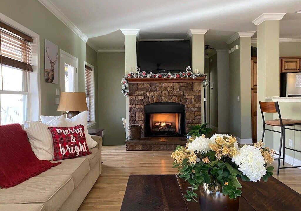 Photo of Livingroom in Bakersville