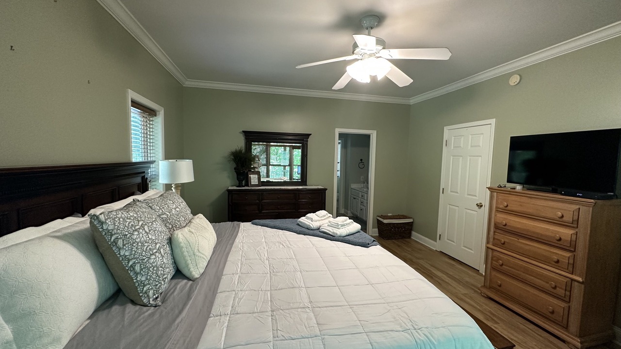 Photo of Livingroom in Bakersville