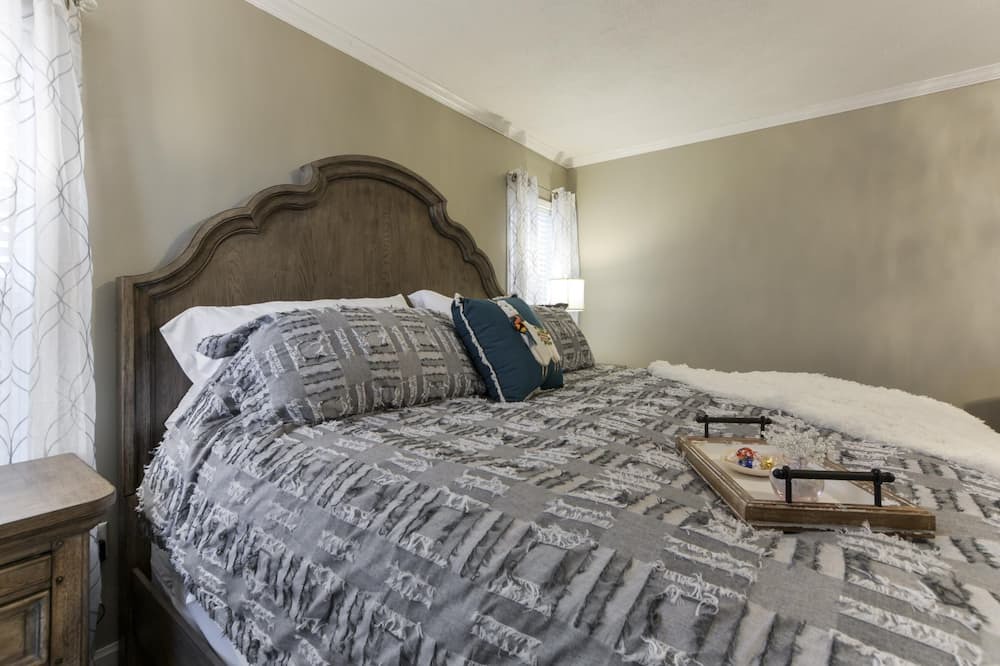 Photo of Bedroom in Omaha
