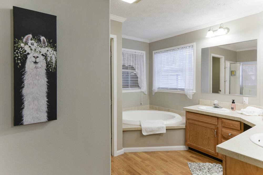 Photo of Bathroom in Omaha